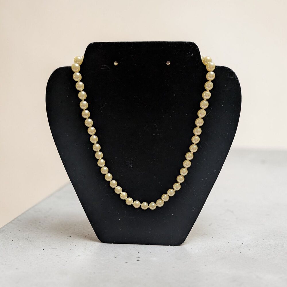 Vintage Faux Pearl Beaded Necklace Cream Ivory Classic Strand Gold Tone Clasp